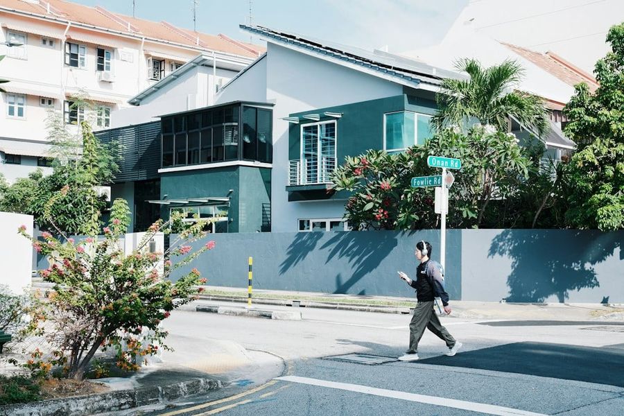Semi-detached house on a prime residential street